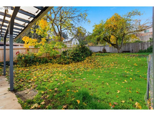 2260 ORR Ln, Eugene, OR 97405