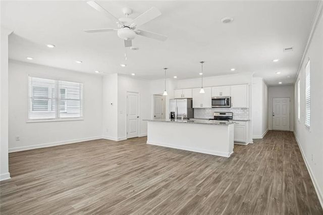 4021 Hillmont Lane, Powder Springs, GA 30127