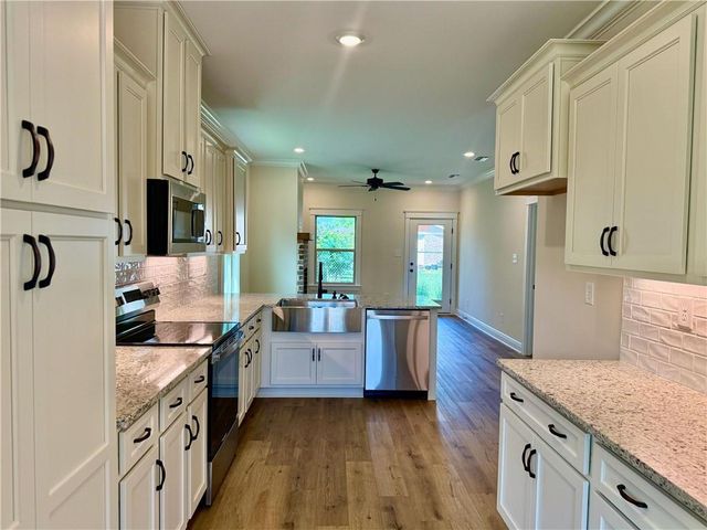 2294 Snowden Place, Mobile, AL 36609