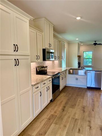 2294 Snowden Place, Mobile, AL 36609