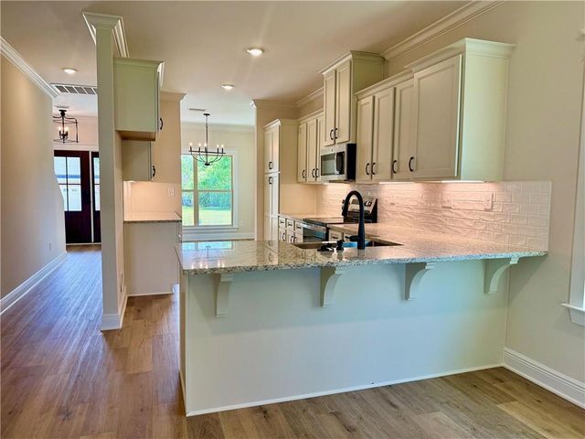 2294 Snowden Place, Mobile, AL 36609
