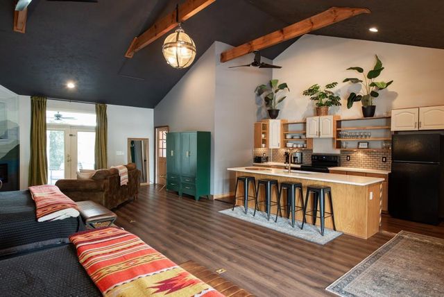 477 W First Street, Blue Ridge, GA 30513