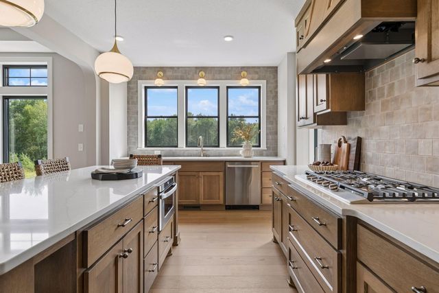6275 134th Street N, Hugo, MN 55038