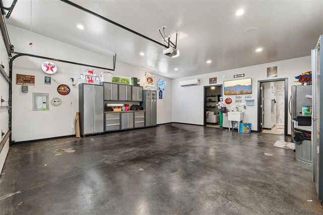 2824 Guilford Lane, Oklahoma City, OK 73120