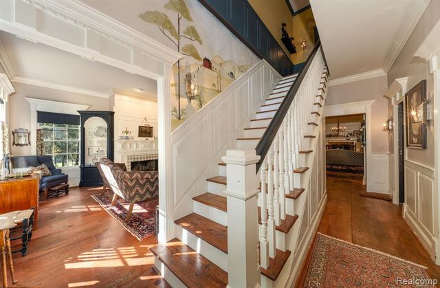 6230 Winkler Mill Road, Rochester Hills, MI 48306