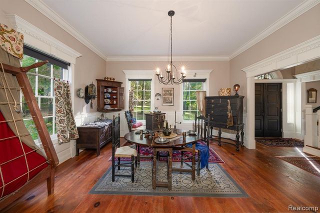 6230 Winkler Mill Road, Rochester Hills, MI 48306