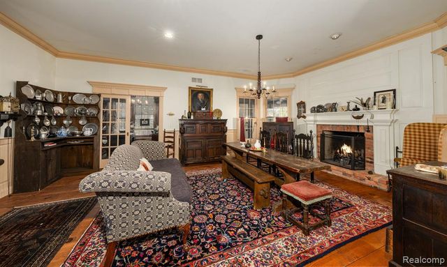 6230 Winkler Mill Road, Rochester Hills, MI 48306