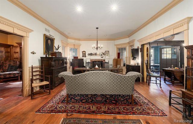 6230 Winkler Mill Road, Rochester Hills, MI 48306