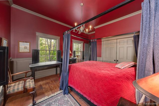 6230 Winkler Mill Road, Rochester Hills, MI 48306