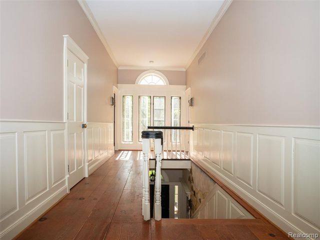 6230 Winkler Mill Road, Rochester Hills, MI 48306