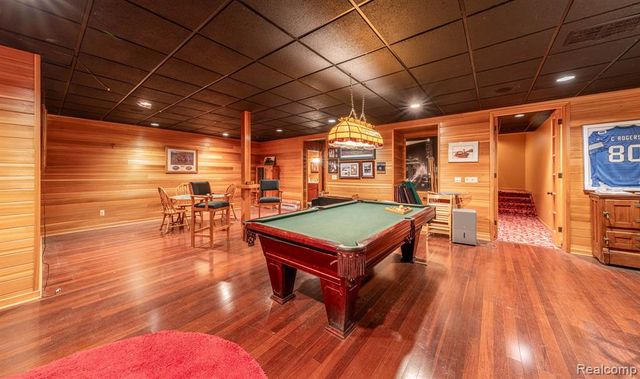 6230 Winkler Mill Road, Rochester Hills, MI 48306