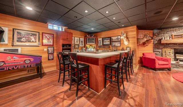 6230 Winkler Mill Road, Rochester Hills, MI 48306