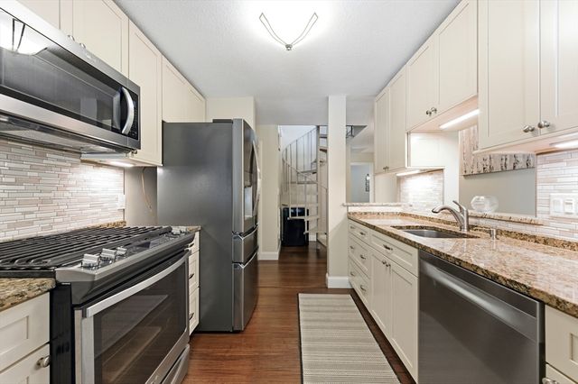 1 Orient Way 1, Salem, MA 01970