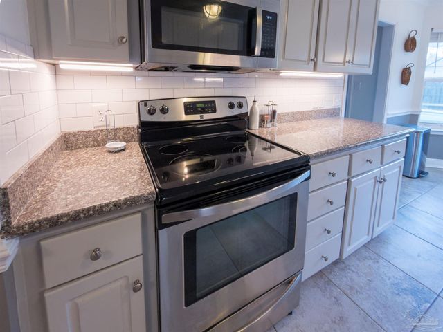 4180 Rommitch Ln, Pensacola, FL 32504