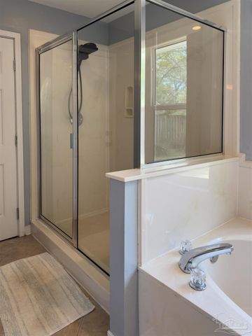 4180 Rommitch Ln, Pensacola, FL 32504