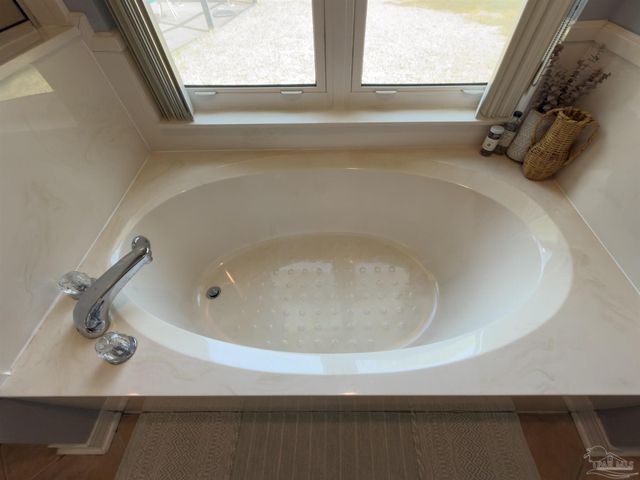 4180 Rommitch Ln, Pensacola, FL 32504