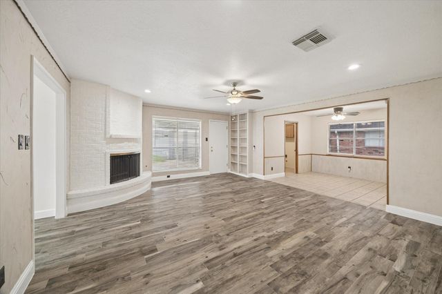 10328 Rocky Hollow Road, La Porte, TX 77571