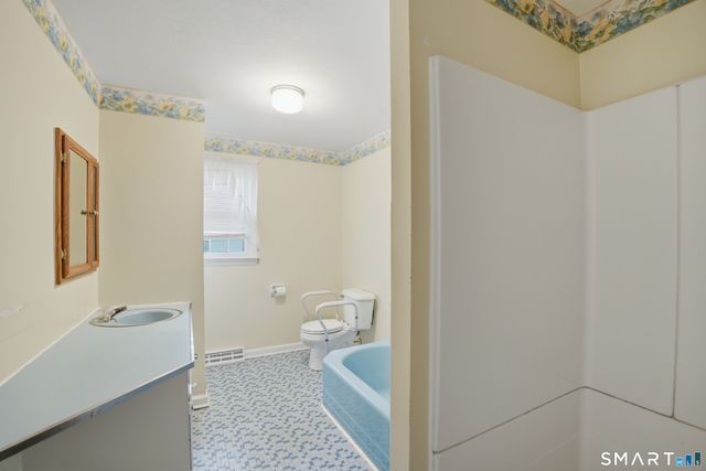 731 Still Hill Road, Hamden, CT 06518