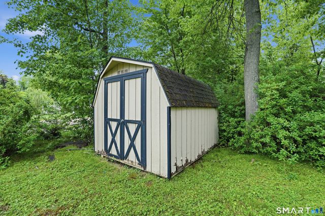 731 Still Hill Road, Hamden, CT 06518