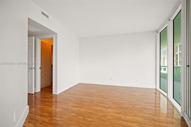 1643 Brickell Ave 702, Miami, FL 33129