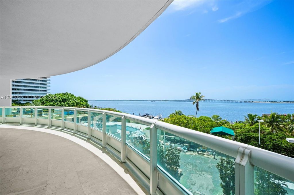 1643 Brickell Ave 702, Miami, FL 33129