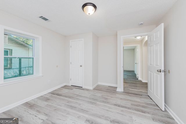 3584 Log Cabin Drive, Macon, GA 31204