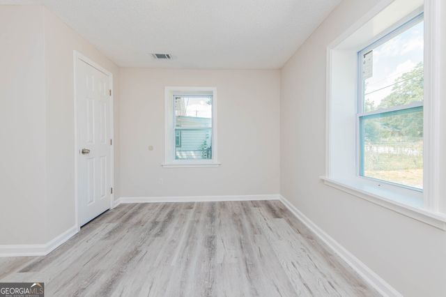 3584 Log Cabin Drive, Macon, GA 31204