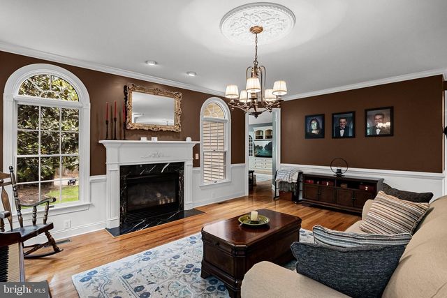 10 HAMILTON CT, Southampton, NJ 08088