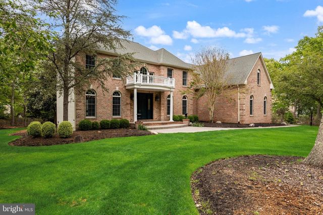 10 HAMILTON CT, Southampton, NJ 08088