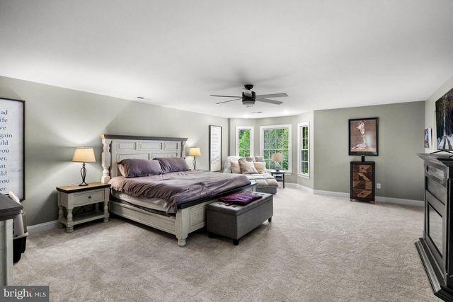 10 HAMILTON CT, Southampton, NJ 08088