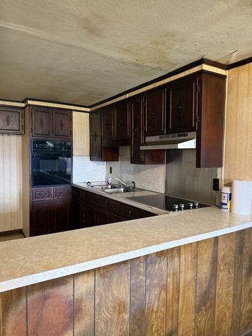 1245 Beech Grove Rd, Lafayette, TN 37083