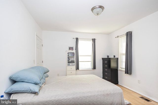 26 VIRGINIA AVE, Haddon Township, NJ 08108