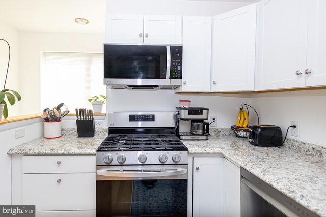 26 VIRGINIA AVE, Haddon Township, NJ 08108