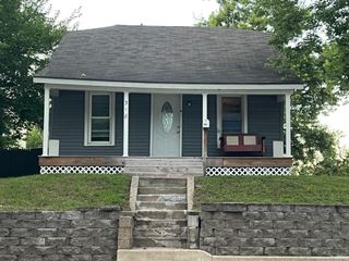 911 N Division & 318 E Battell Street, Mishawaka, IN 46545