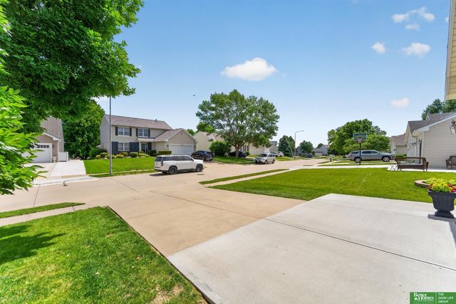 14725 Sprague Street, Omaha, NE 68116