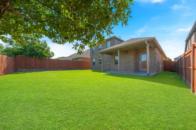 2729 Calmwood Drive, Little Elm, TX 75068