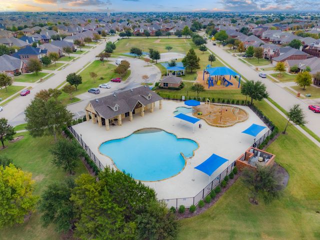 2729 Calmwood Drive, Little Elm, TX 75068
