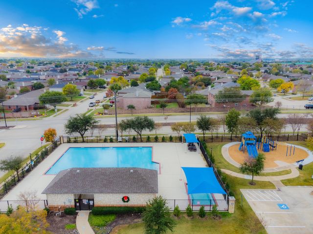 2729 Calmwood Drive, Little Elm, TX 75068