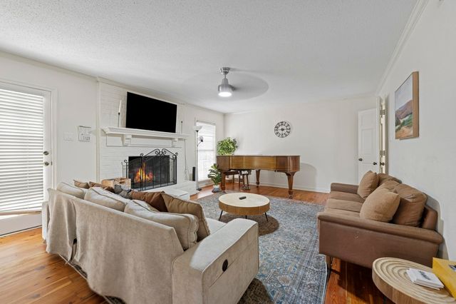 1316 KIRBY RD, Memphis, TN 38120