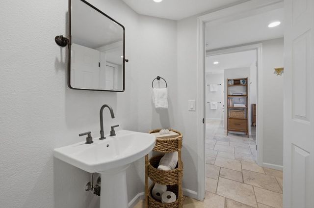 73109 Carrizo Circle, Palm Desert, CA 92260