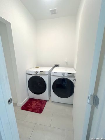 1138 Gibbs Unit 201, San Antonio, TX 78202