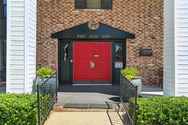 2529 NW 62nd Street 227, Oklahoma City, OK 73112