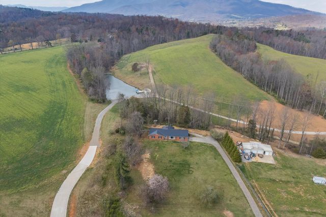 90 CAMPBELLWOOD RD, Boones Mill, VA 24065