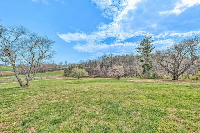 90 CAMPBELLWOOD RD, Boones Mill, VA 24065