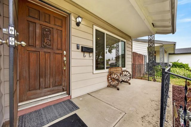 7133 Oakberry Way, Citrus Heights, CA 95621