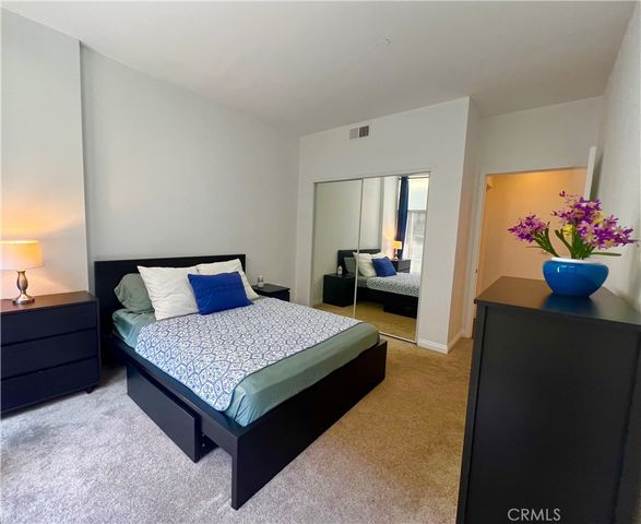 630 W 6th Street 611, Los Angeles, CA 90017