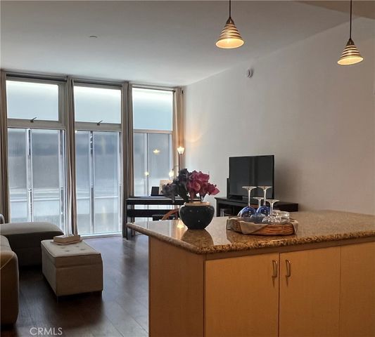 630 W 6th Street 611, Los Angeles, CA 90017