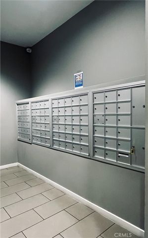 630 W 6th Street 611, Los Angeles, CA 90017