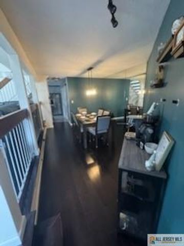 44 Wisteria Court, South Brunswick, NJ 08852