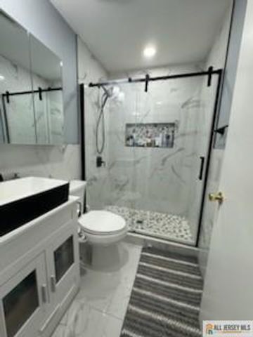 44 Wisteria Court, South Brunswick, NJ 08852